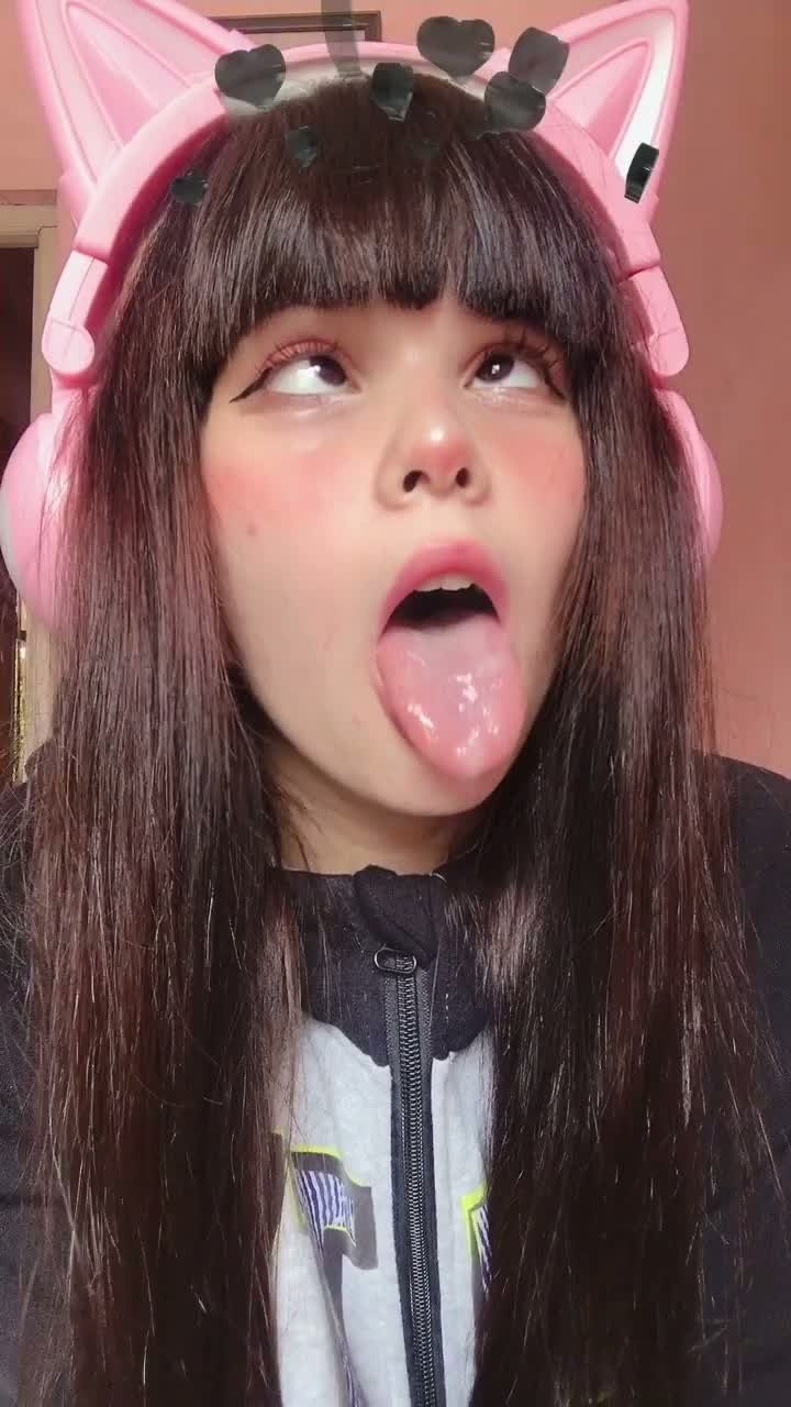 Too cute gamer doing ahegao