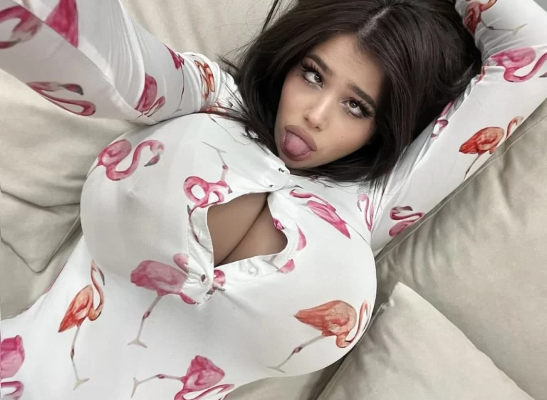 Julia Tica Ahegao