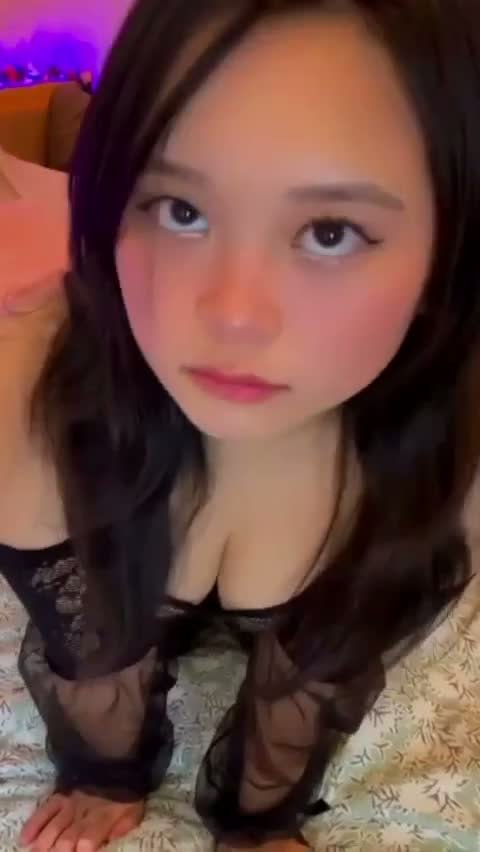 Asian babe ahegao