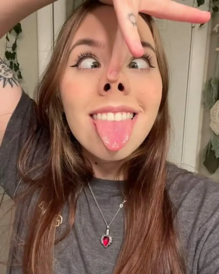 Irresistibly Ahegao Pignose, always fun