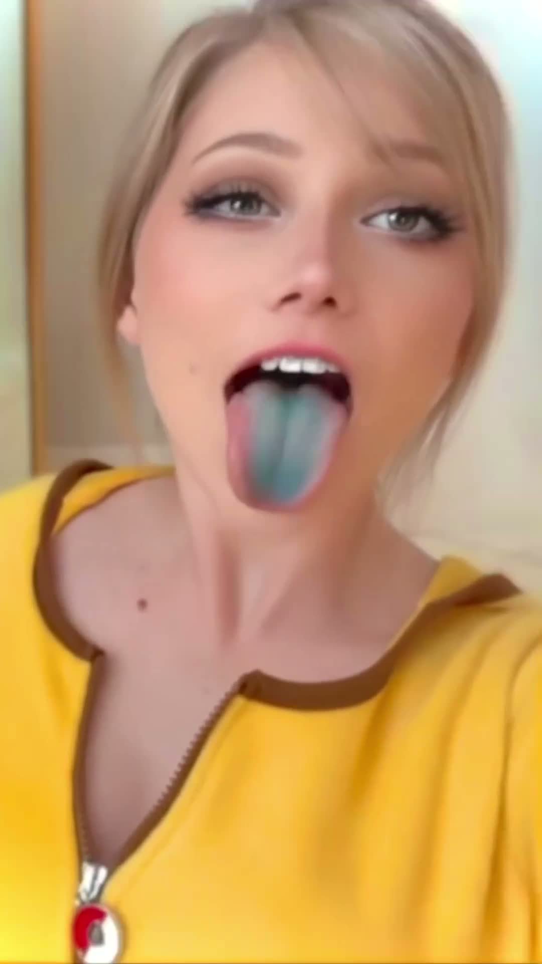 Blue tongue