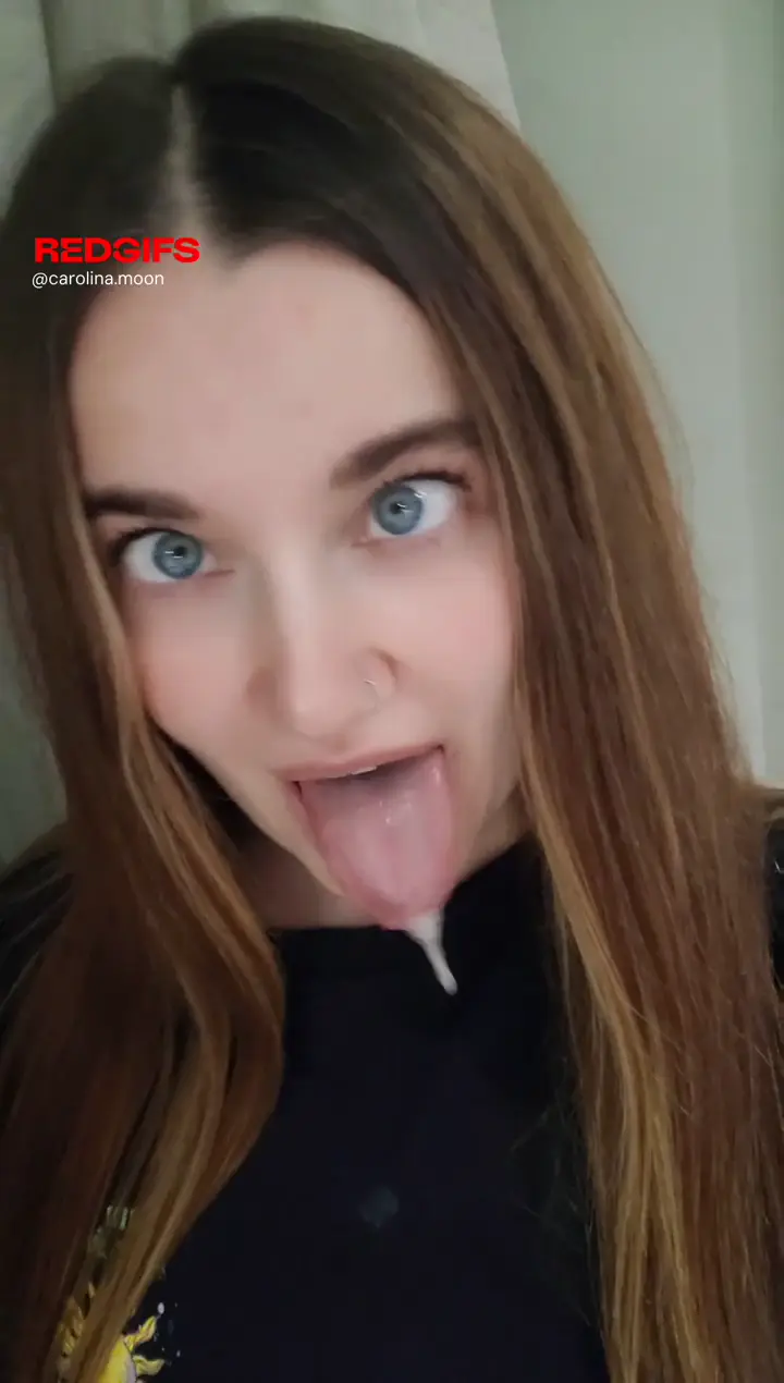 Brunette Drooling Ahegao Face